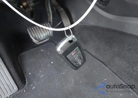 2019 Ford Fusion S z USA, uszkodzony, nr VIN 3FA6P0G71KR277676